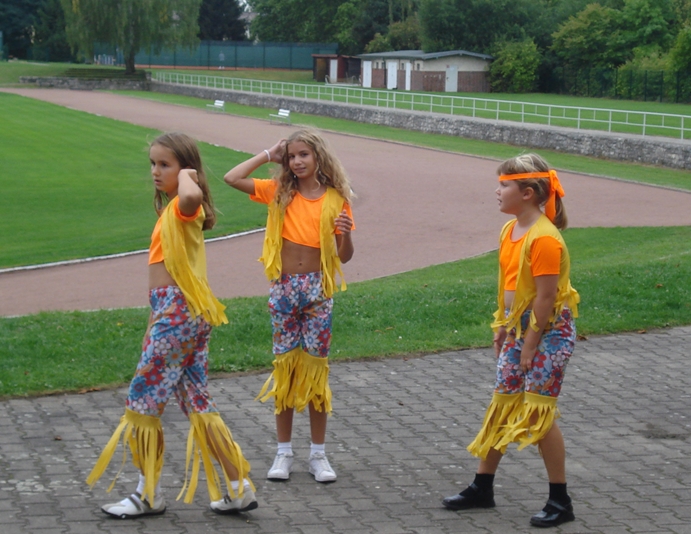 Berliner Tanzsterne tanzen das ABBA-Medley im Allianz Stadion in Berlin